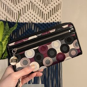 Coach Snaphead convertible wallet wristlet